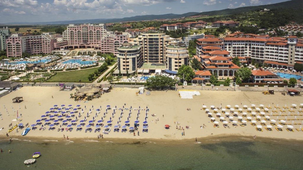 Fiesta Beach & Fiesta M