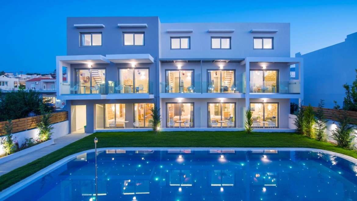 Mary Royal Suites