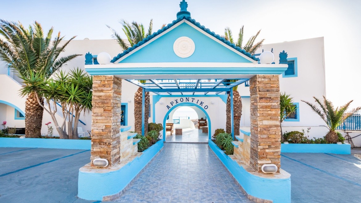 Aparthotel Arhontiko (Finiki)