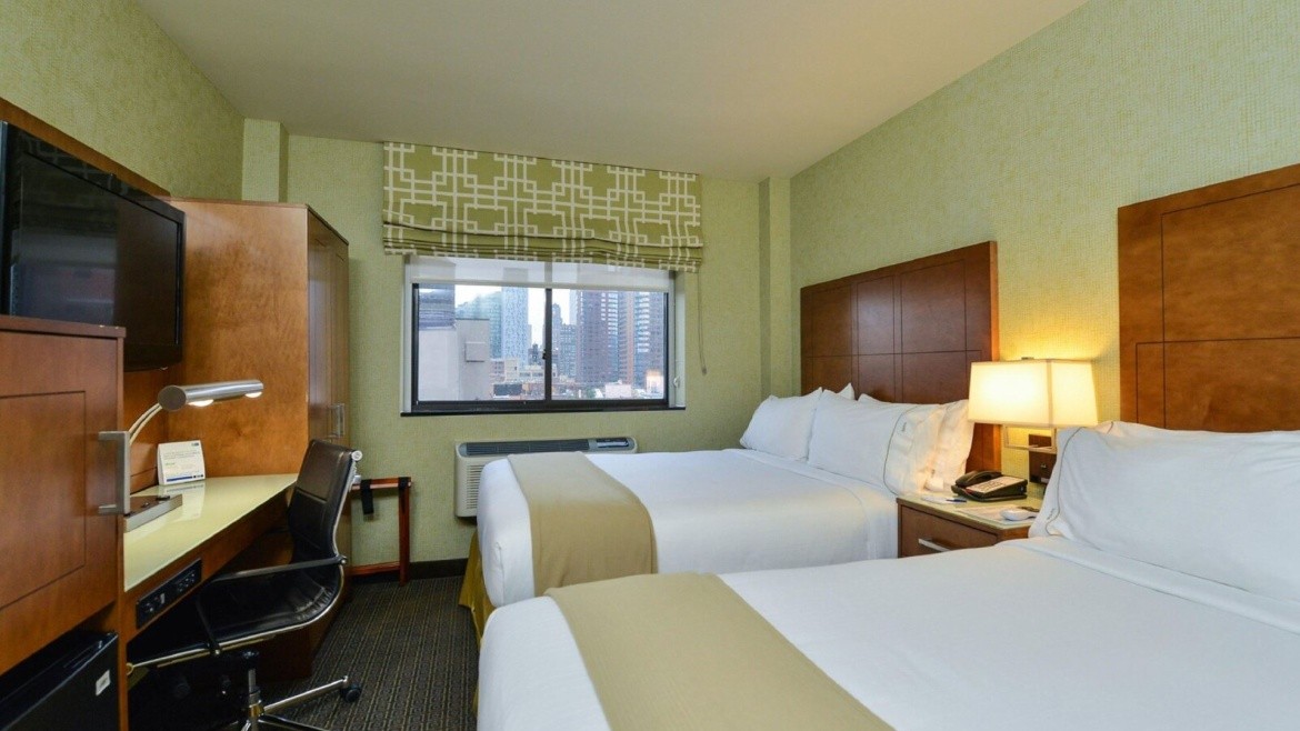 Holiday Inn Express Manhattan Midtown West