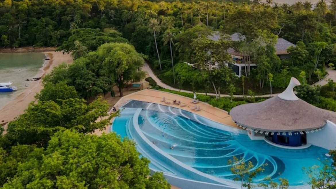 Island Escape by Burasari (Ko Phuket)