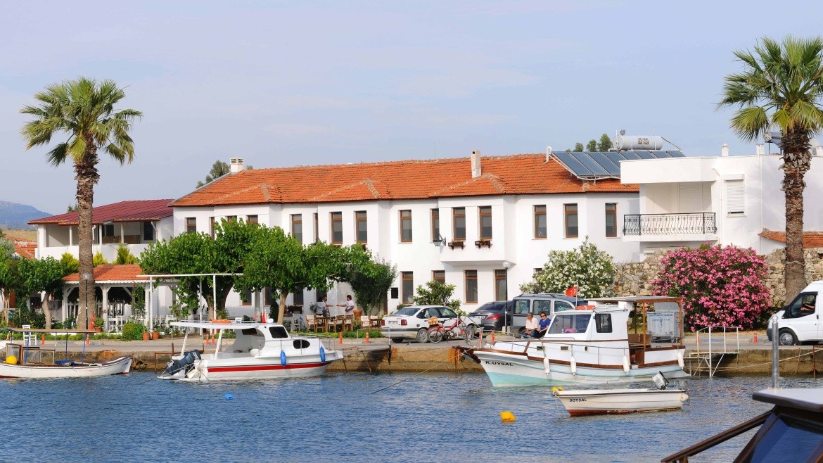 Teos Lodge Pansiyon & Restaurant (Seferihisar / Izmir)