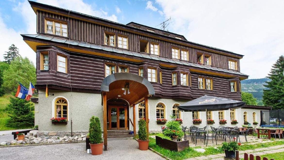 Alpský hotel