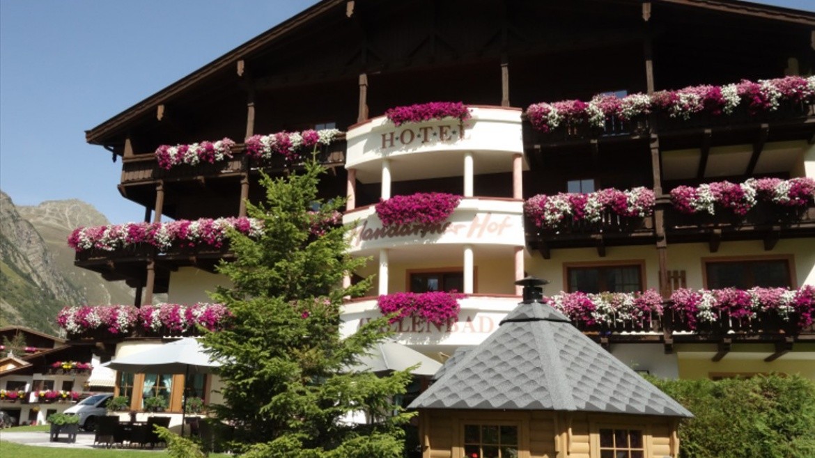 Verwöhnhotel Mandarfner Hof (St. Leonhard im Pitztal)