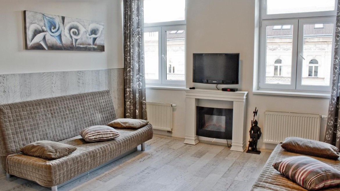 Royal Court Apartments