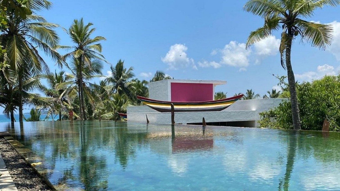 UTMT-Underneath The Mango Tree (Dickwella)