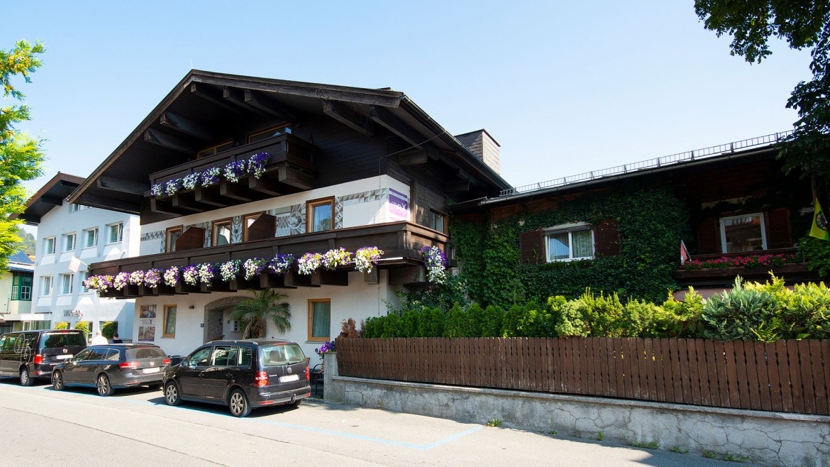 Pension Max (Zell am See)