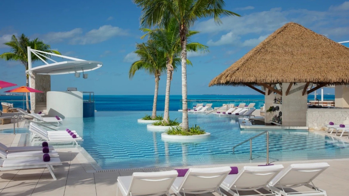 Breathless Cancun Soul Resort & Spa