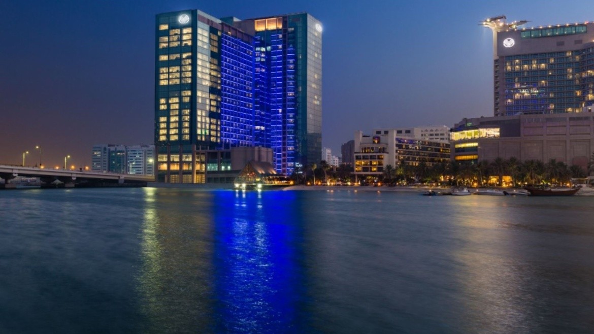 Beach Rotana Residences