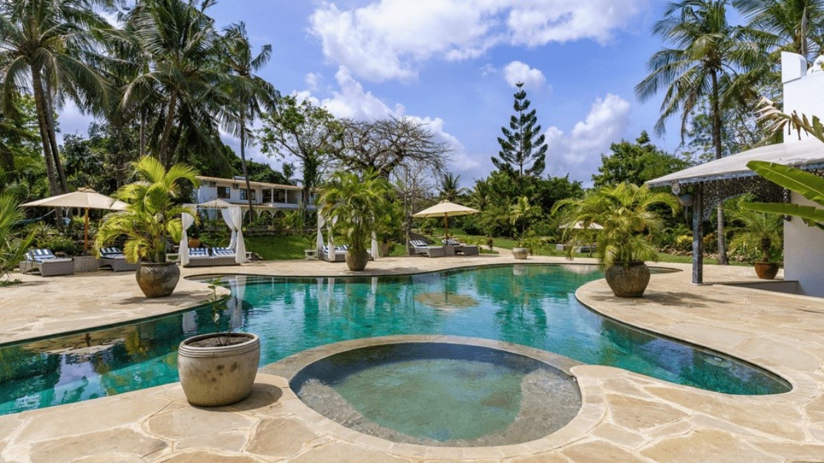 Sands At Chale Island