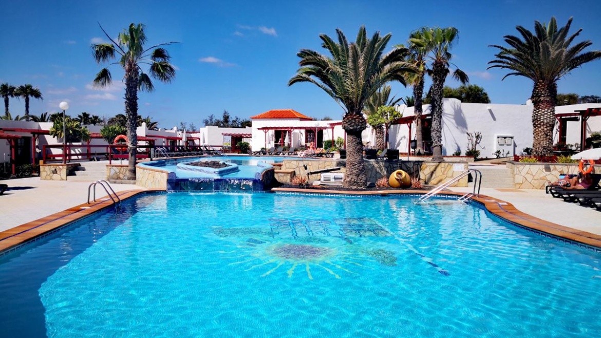 Castillo Club Lake Bungalows