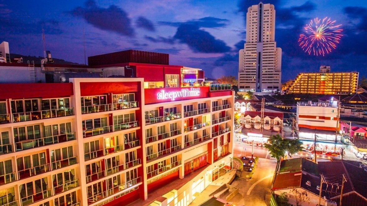 Sleep With Me Design