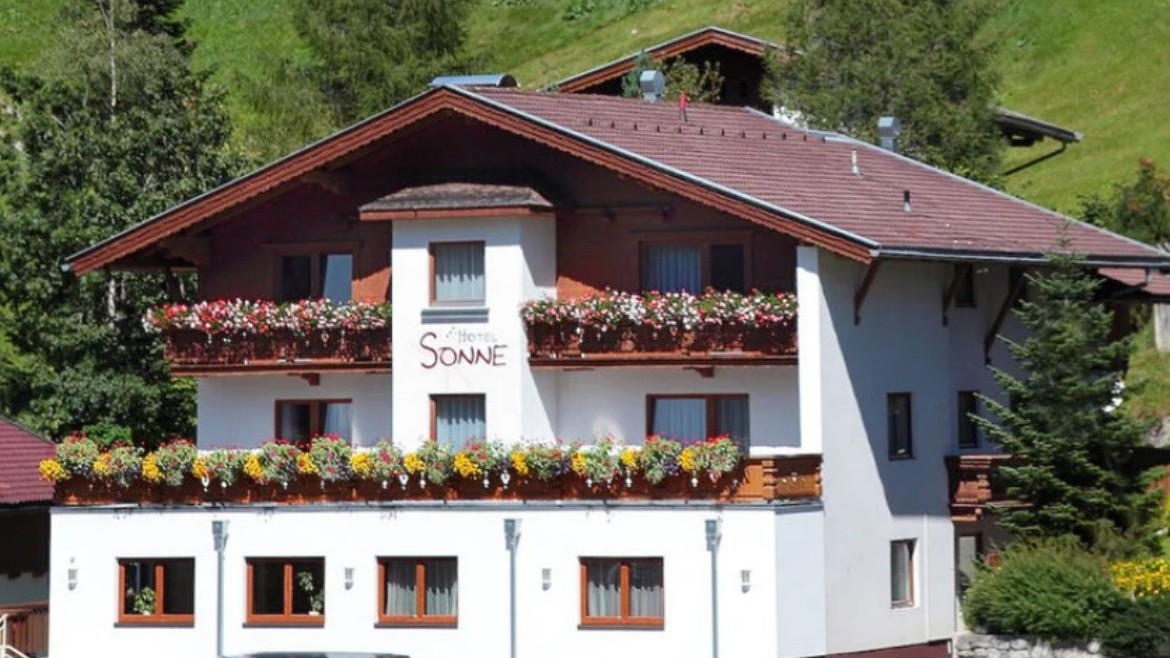 Hotel Sonne (Tux)