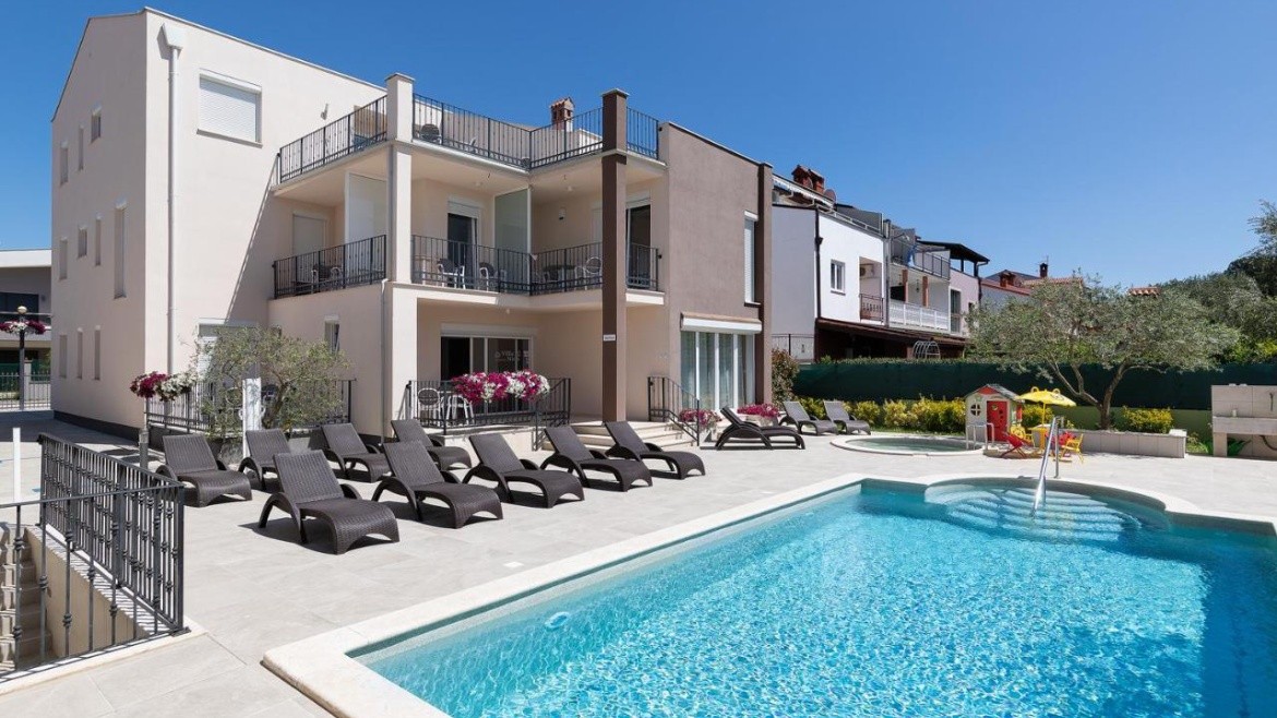 Apartments Villa Nina