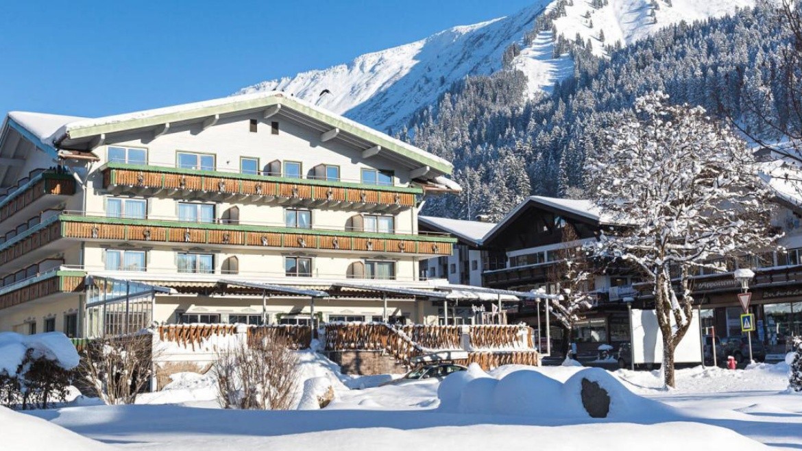 Haller's Posthotel (Riezlern)