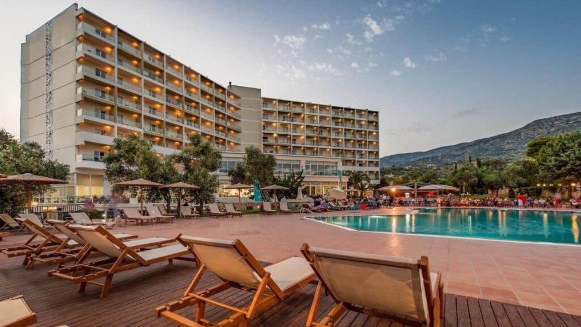 Evia Riviera Resort (ex. Amarynthos Resort)