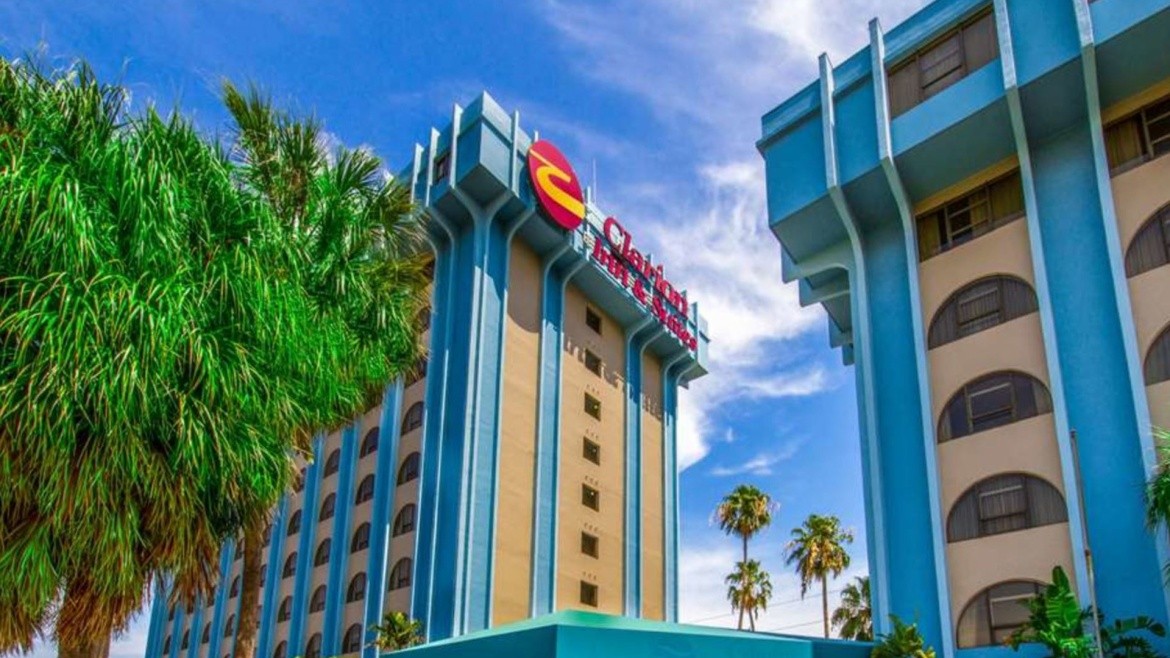Clarion Inn & Suites Miami Airport