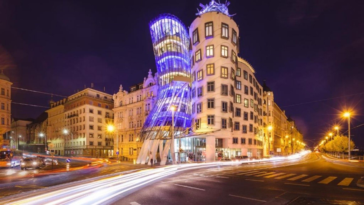 Dancing House