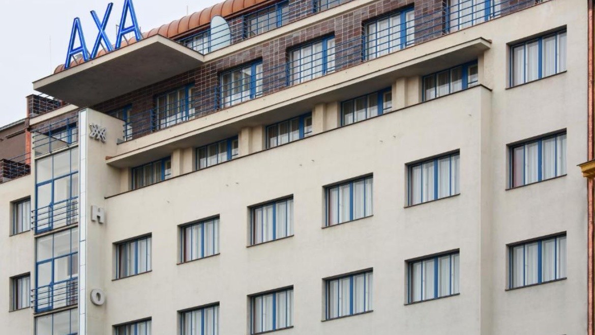 Axa