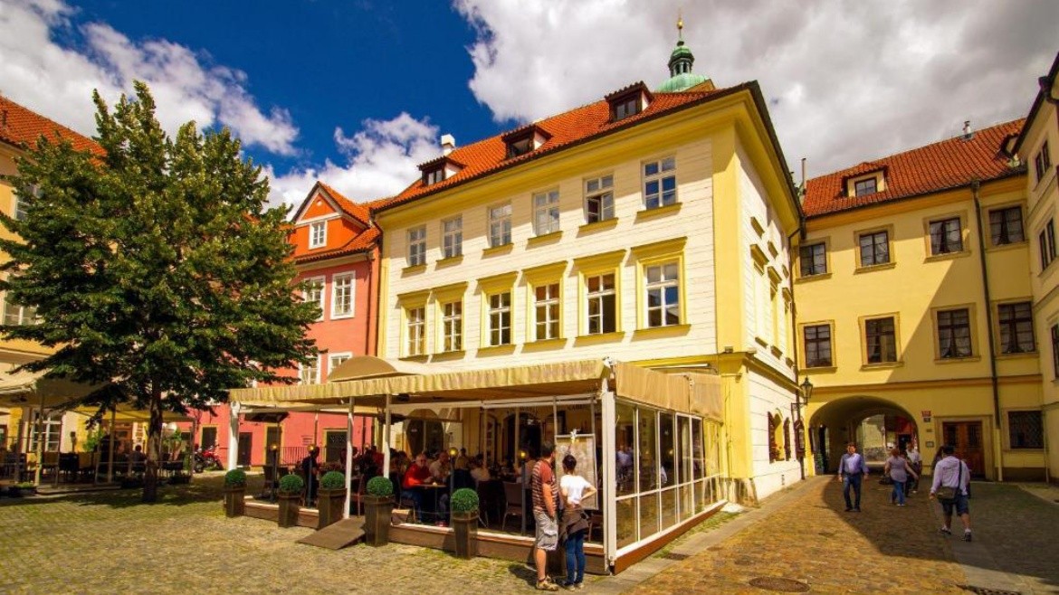 Josephine Old Town Square