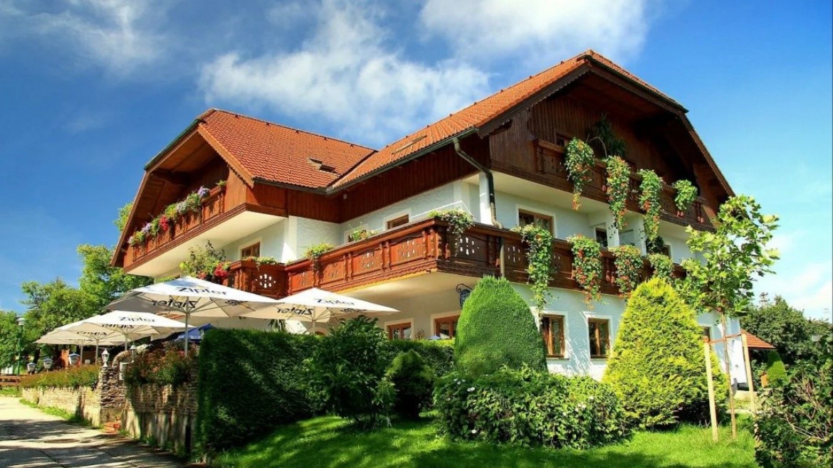 Landgasthof Spitzerwirt (St. Georgen im Attergau)