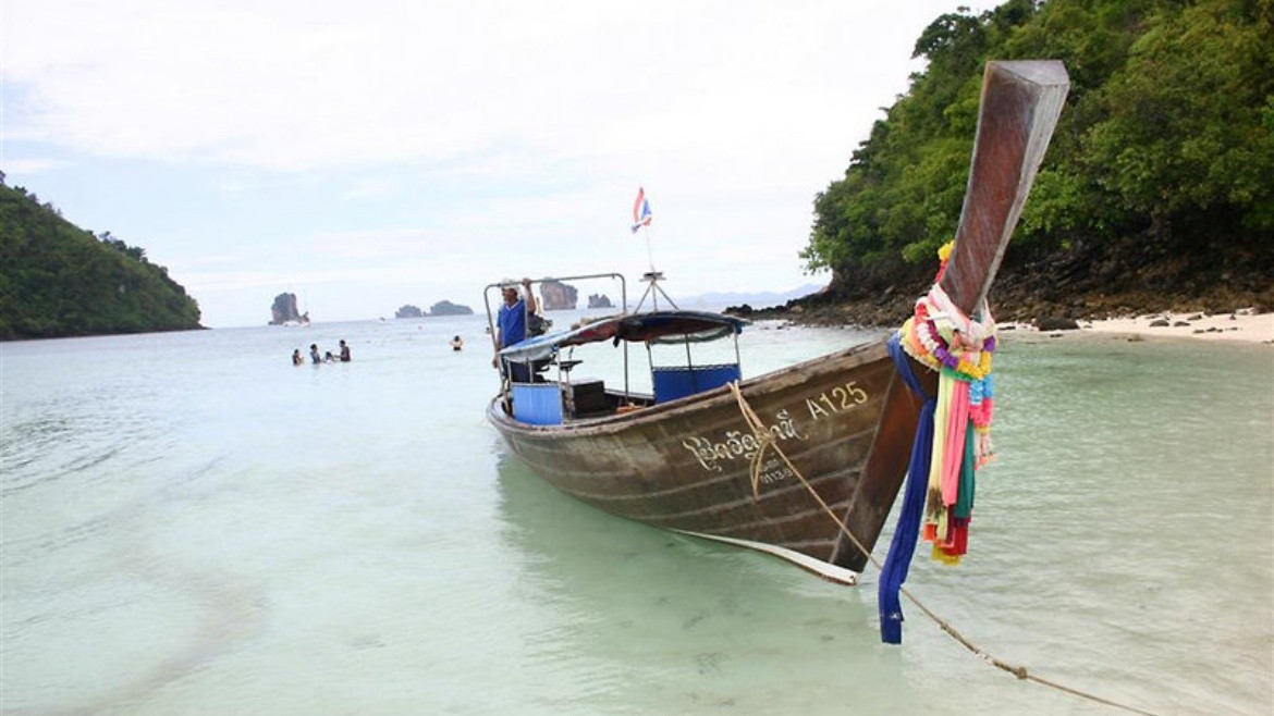 Chada Beach Resort & Spa