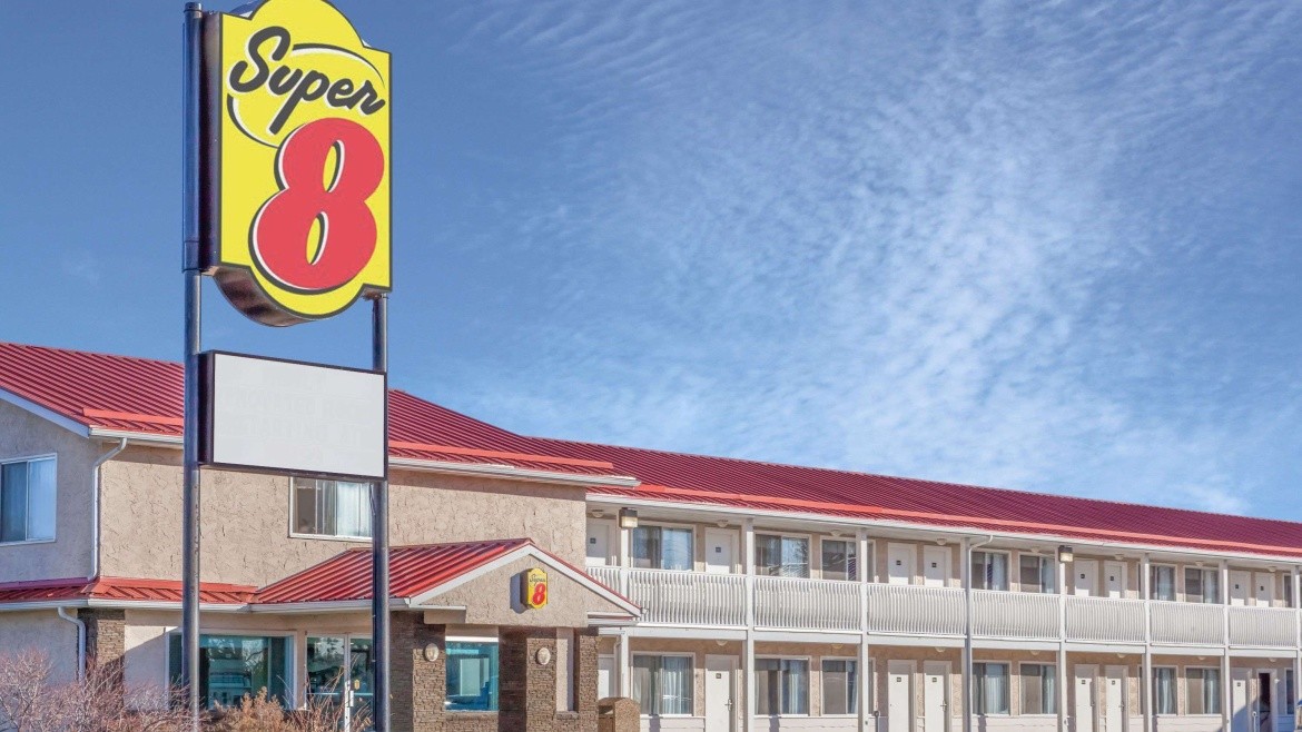 Super 8 by Wyndham Stettler