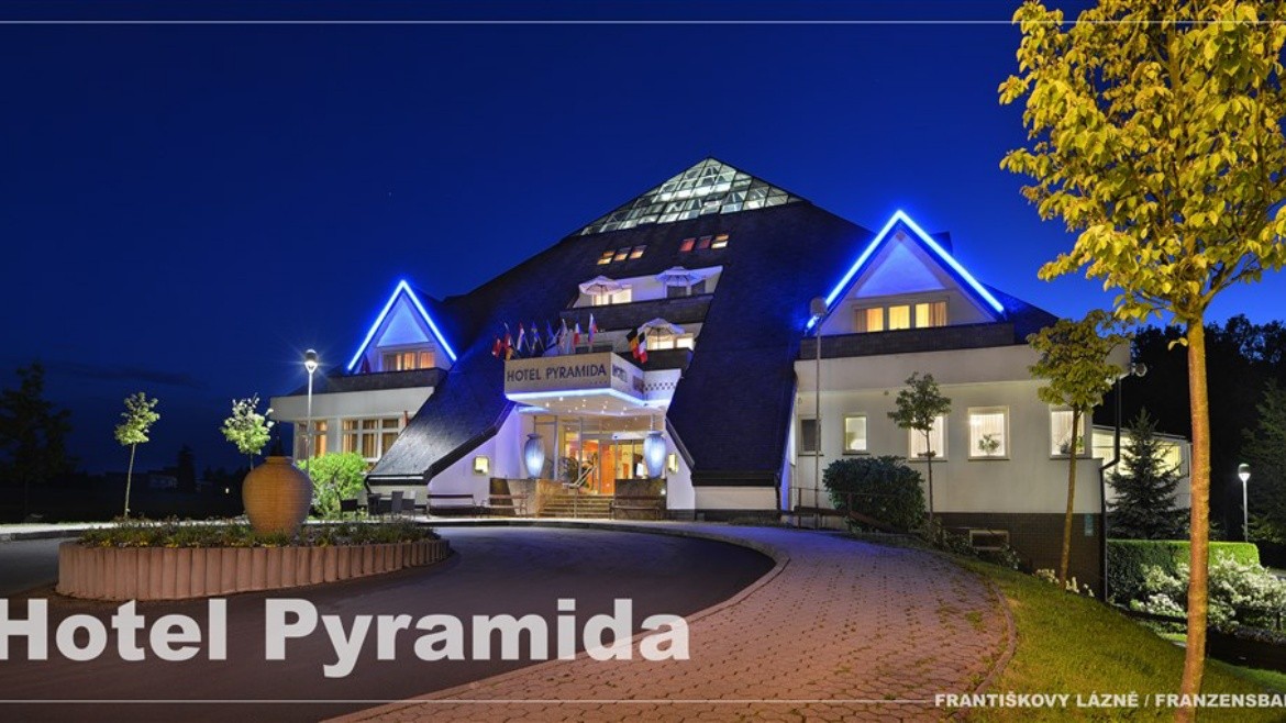 Pyramida