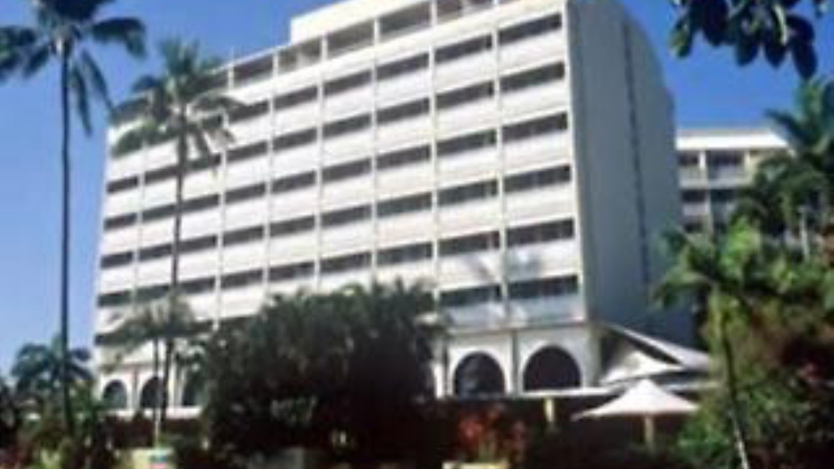 Holiday Inn Cairns Harbourside