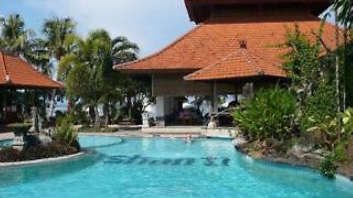 Vila Shanti Beach Hotel