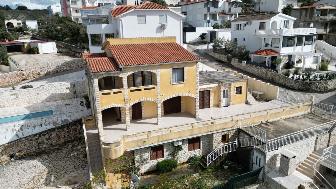 Dario Apartmány