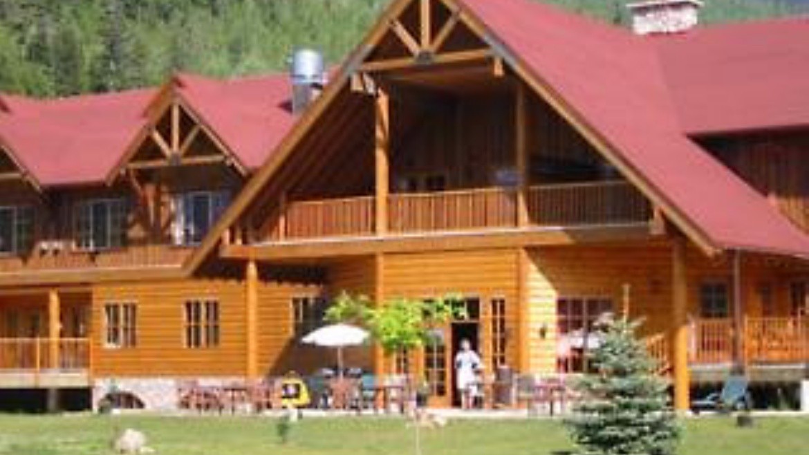Glacier House Resort (Revelstoke)
