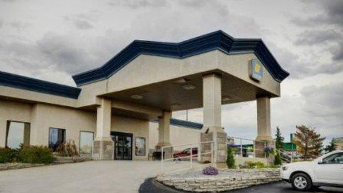 Lakeview Inn & Suites Drayton Valley