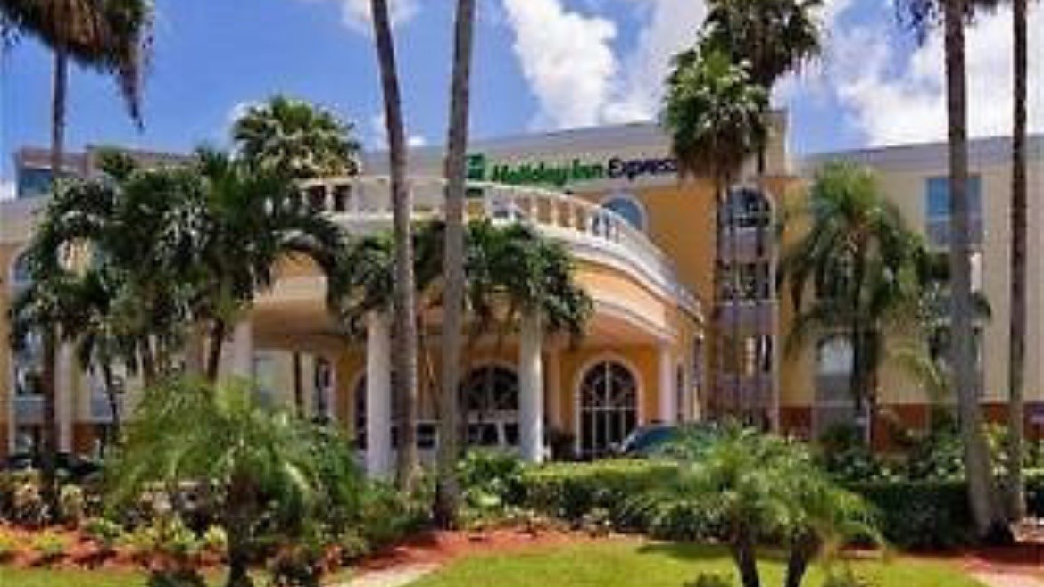 Holiday Inn Express Miami Airport Doral Area
