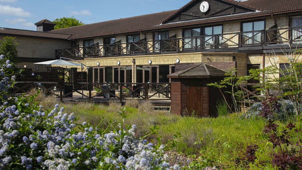 The Hampshire Court Hotel