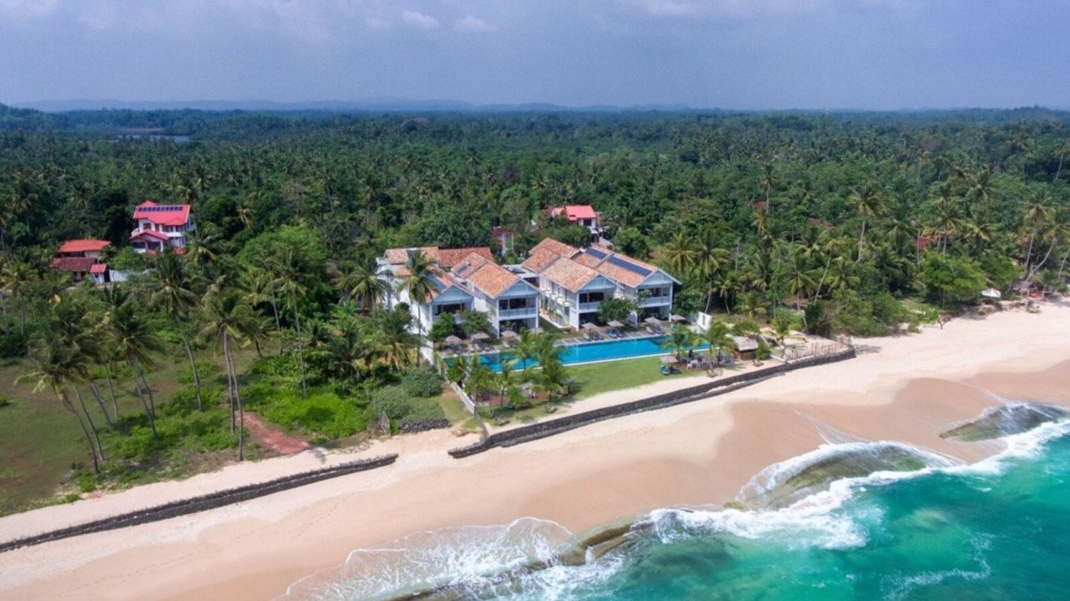 Sri Sharavi Beach Villas & Spa (Kamburugamuwa)