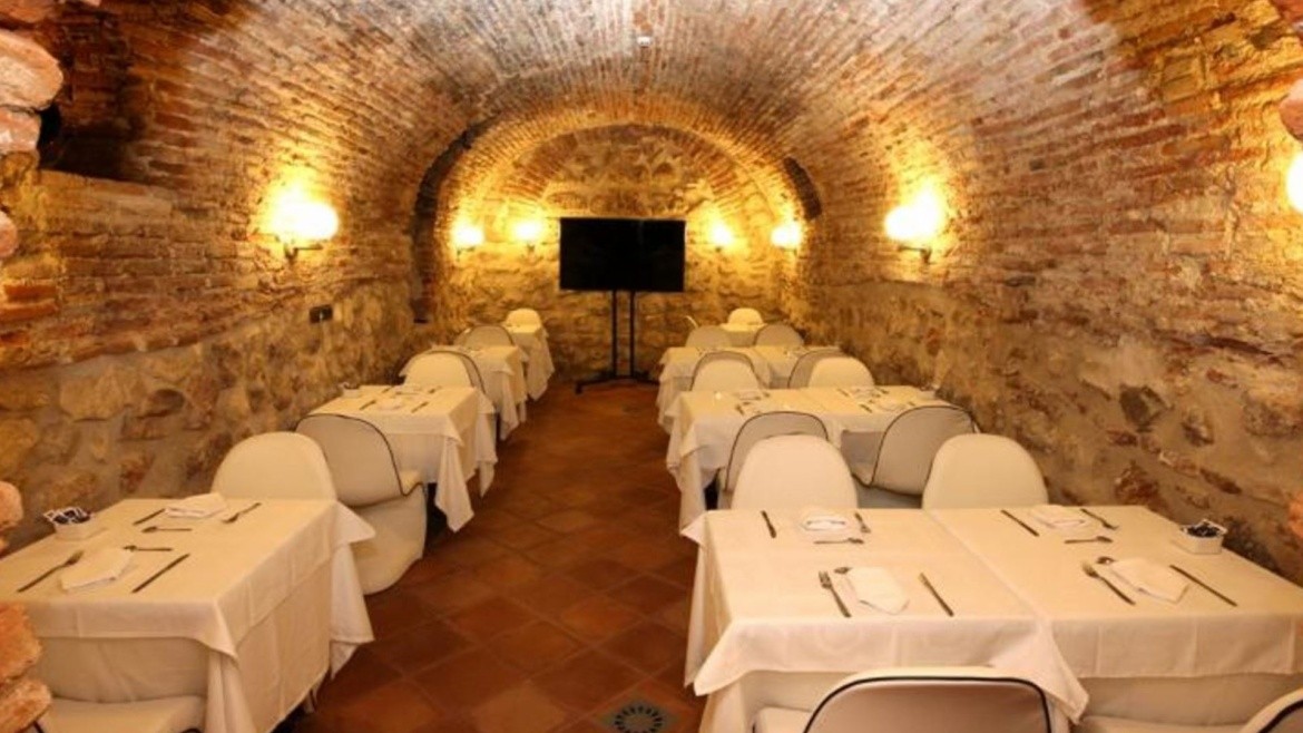 Evenia Alcala Boutique