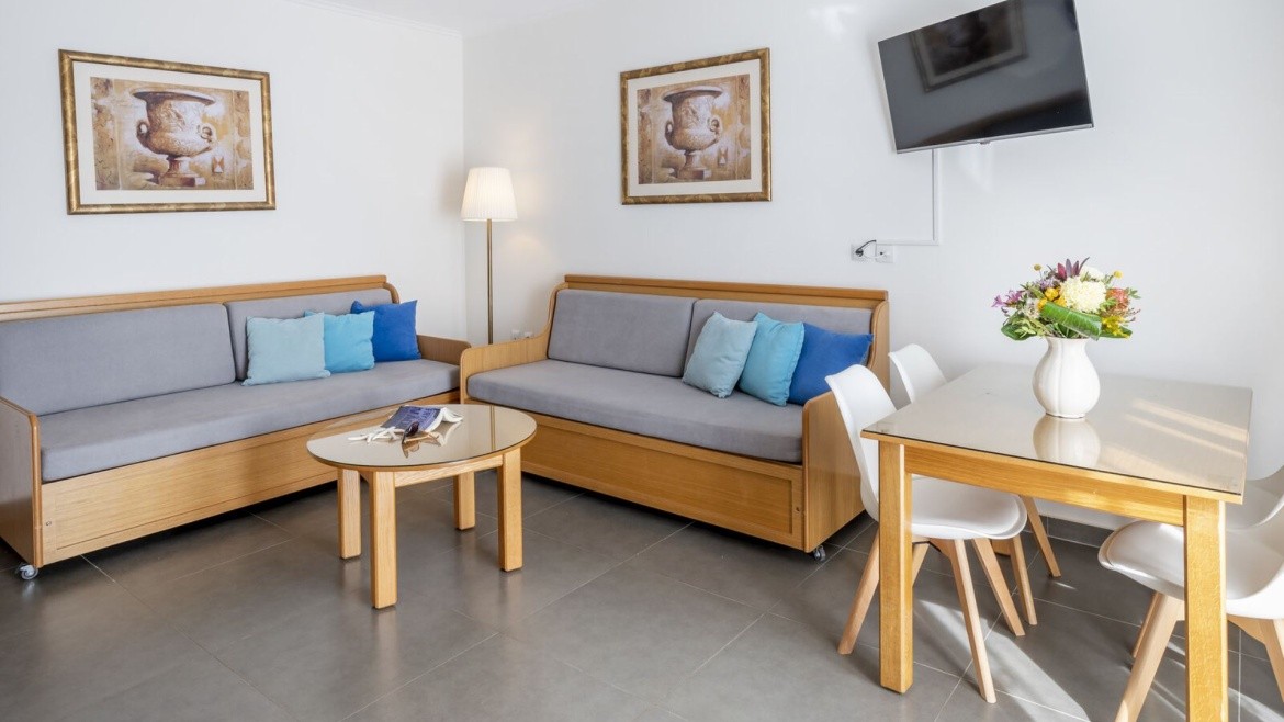 Peridis Family Resort