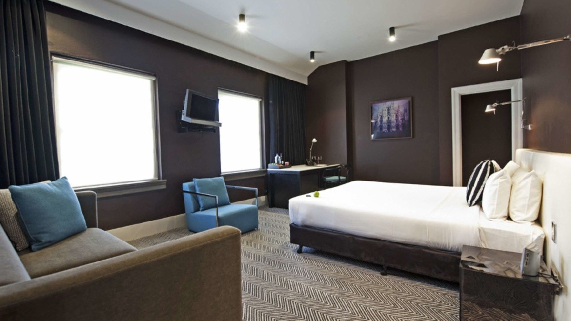 Peppers Gallery Hotel