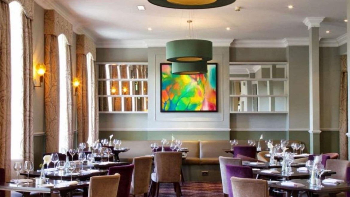 London Chigwell Prince Regent BW Signature