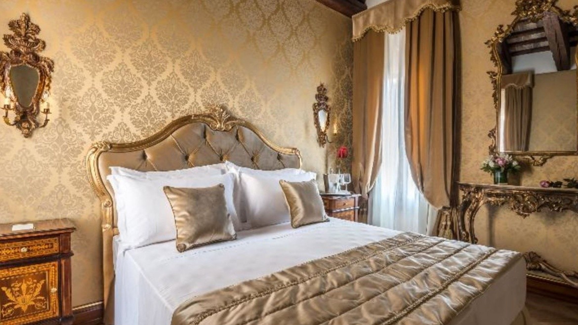 Nani Mocenigo Palace