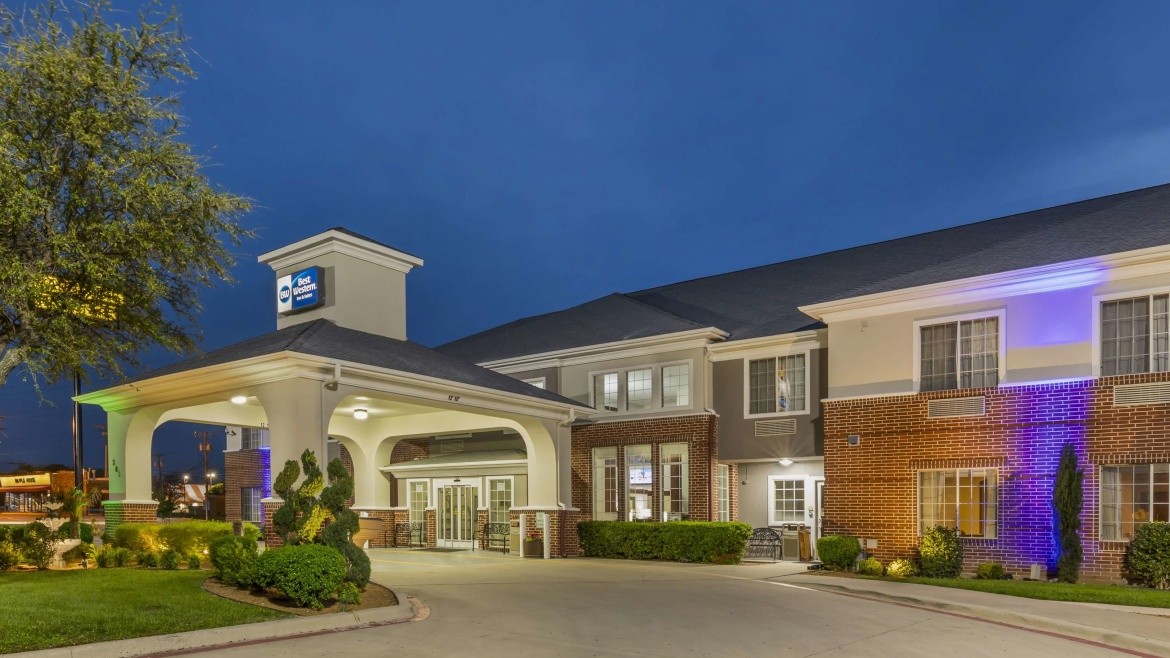 Best Western Fort Worth Inn & Suites