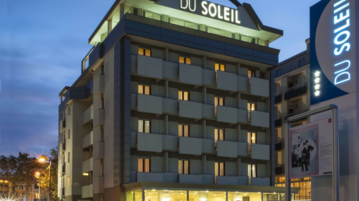 Du Soleil