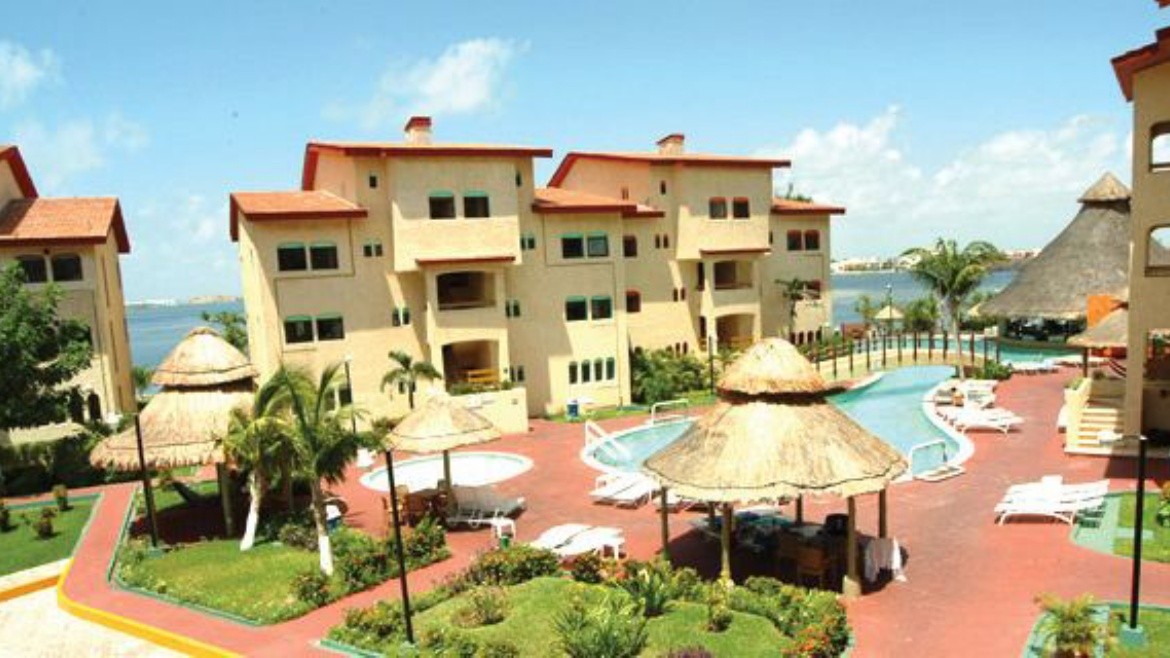 Selina Cancun Laguna Hotel Zone (ex. Cancun Clipper Club)