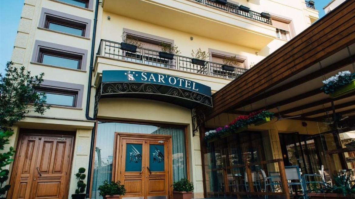 Sar'Otel & Spa (Tirana)