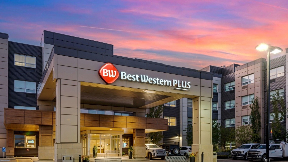 Best Western Plus Sawridge Suites