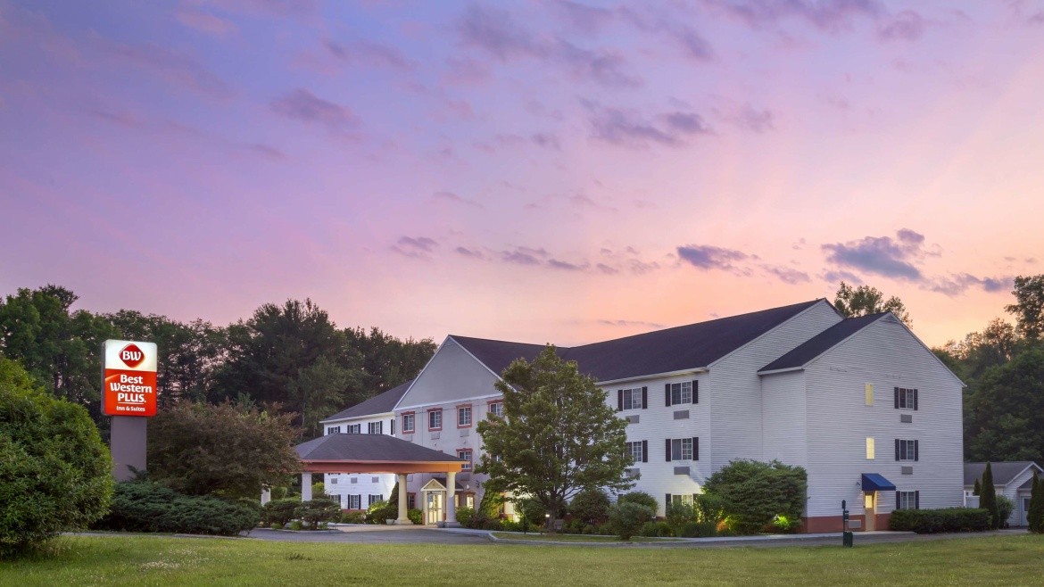Best Western Plus Berkshire Hills Inn & Suites