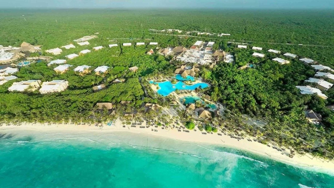 Family Selection at Grand Palladium Kantenah Resort & Spa