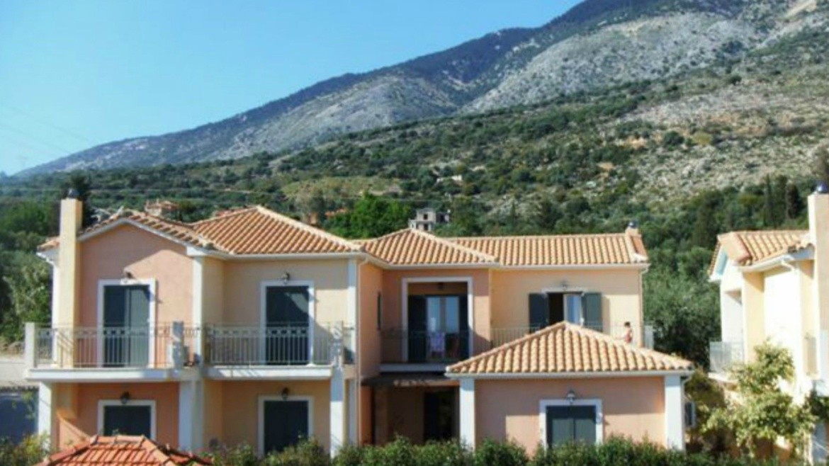 Liocharis Apartments