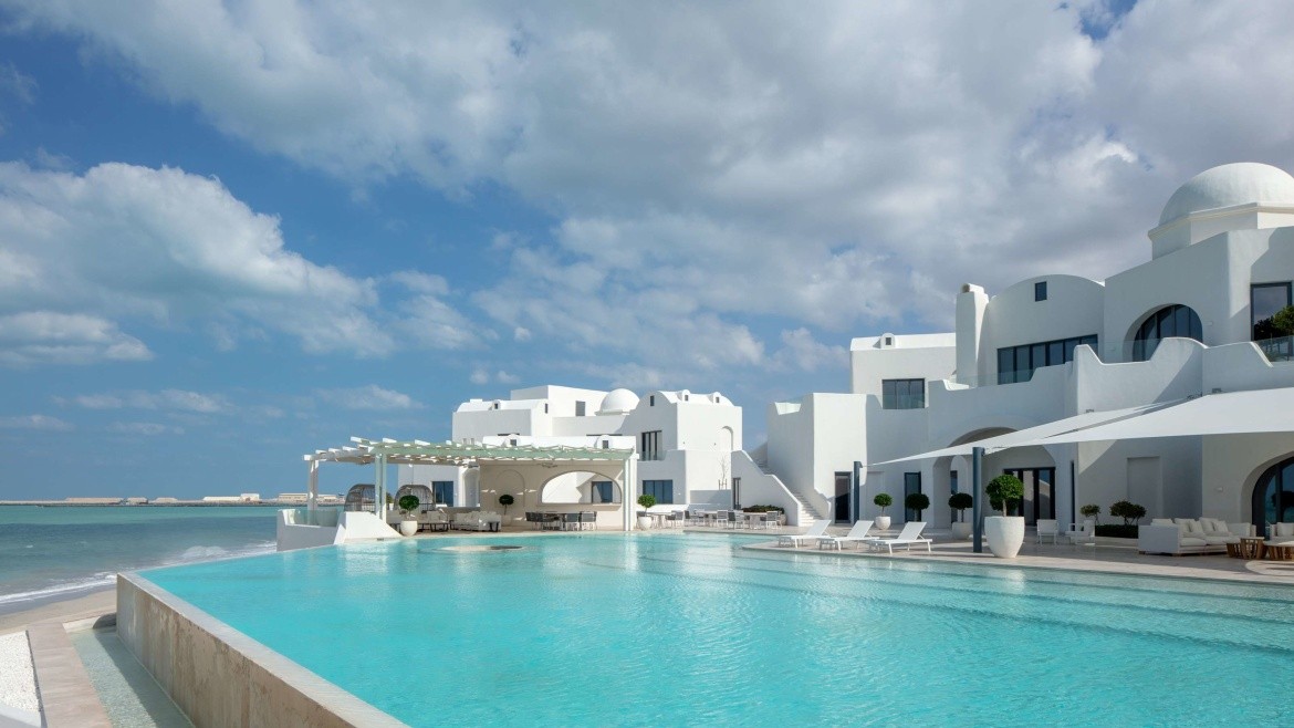 Anantara Santorini Abu Dhabi Retreat